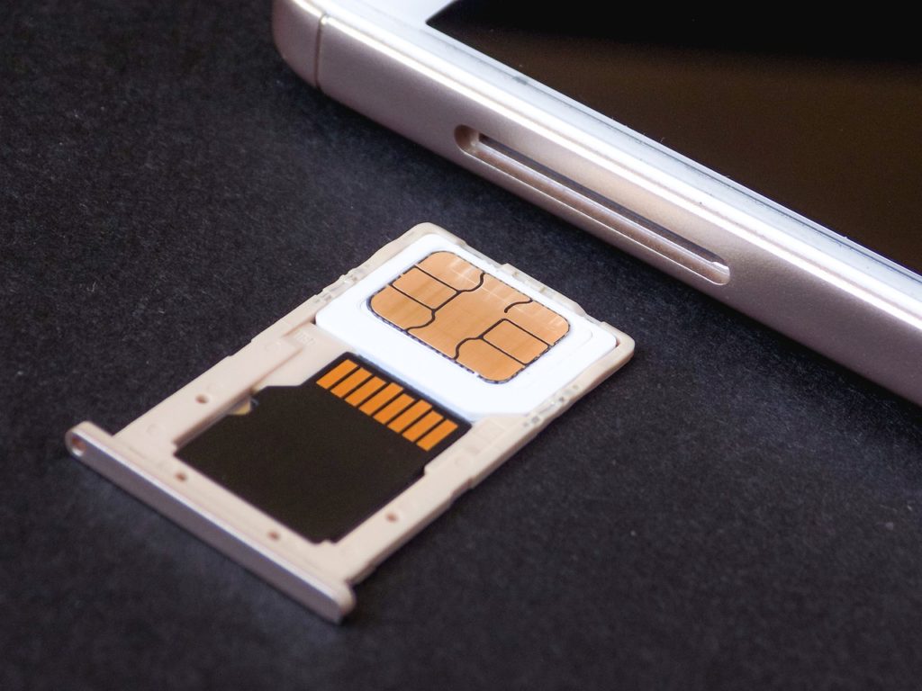 Comment ouvrir le Redmi note 7 pour mettre la carte SIM ? Consultant Web